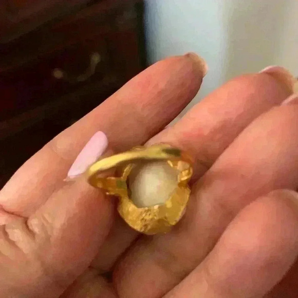 🔥2/40$🔥Beautiful women’s  ring. Never worn - Picture 7 of 9